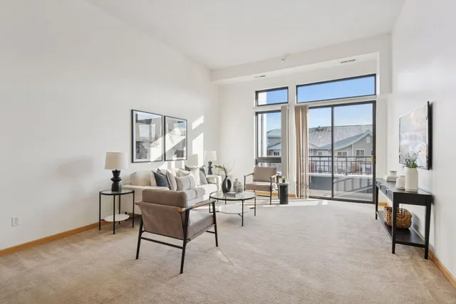 $194,500 | 7600 Lyndale Avenue South, Unit 414, Richfield, MN 55423