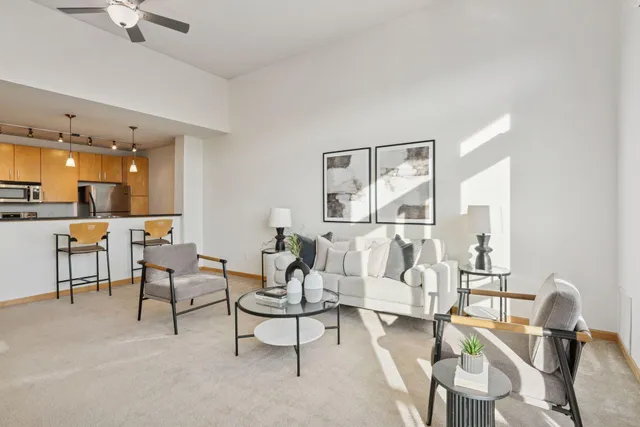 $194,500 | 7600 Lyndale Avenue South, Unit 414, Richfield, MN 55423