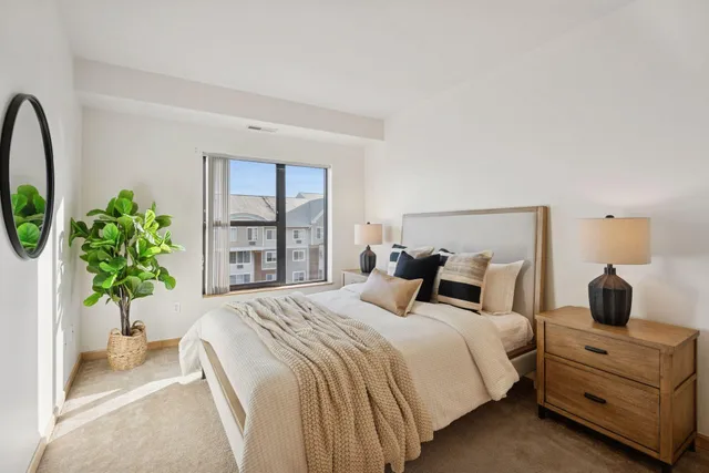 $194,500 | 7600 Lyndale Avenue South, Unit 414, Richfield, MN 55423