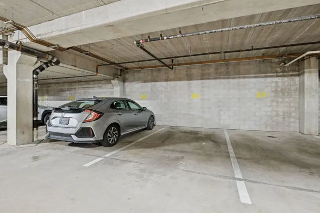 $194,500 | 7600 Lyndale Avenue South, Unit 414, Richfield, MN 55423