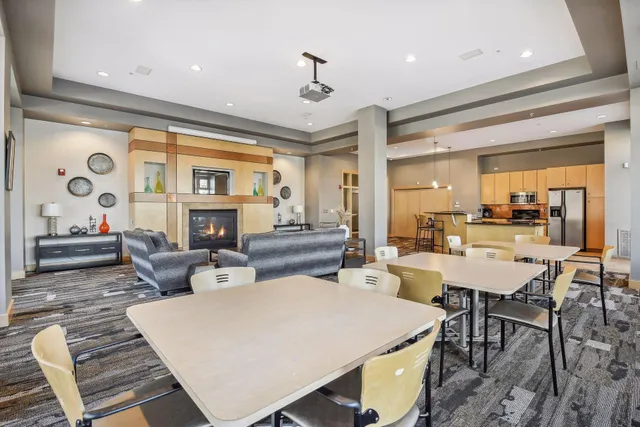 $194,500 | 7600 Lyndale Avenue South, Unit 414, Richfield, MN 55423