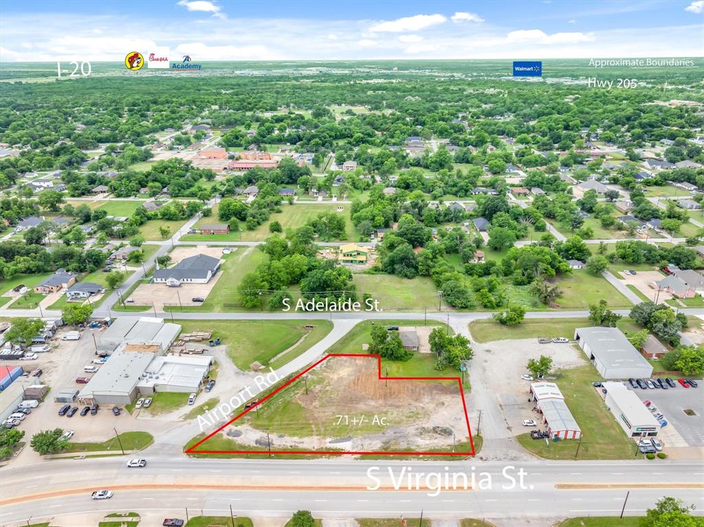 1008 South Virginia Street Terrell, TX 75160 - Photo 2 of 22 a view of a city