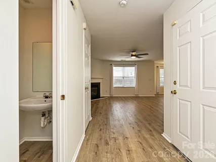 $300,000 | 8712 Westhope Street, Charlotte, NC 28216