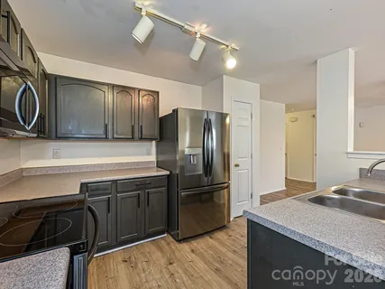 $300,000 | 8712 Westhope Street, Charlotte, NC 28216