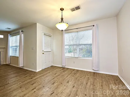 $300,000 | 8712 Westhope Street, Charlotte, NC 28216