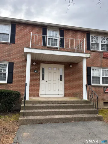 $1,750 | 49 Grandview Drive, Farmington, CT 06032