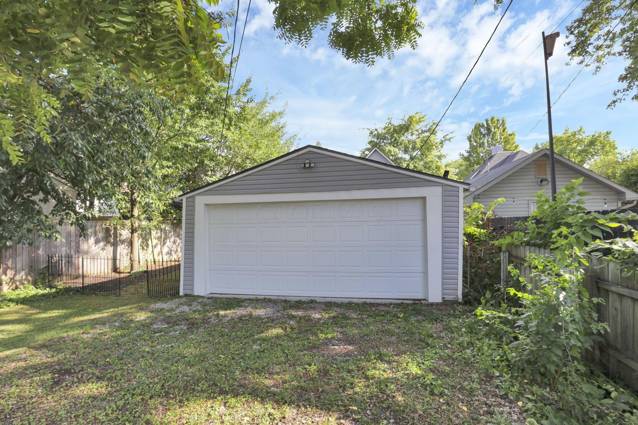 108 West Pacemont Road Columbus, OH 43202 - Photo 40 of 40 40-web-or-mls-0V3A8241
