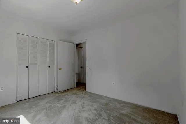 $375,000 | 204 Park Terrace Court Southeast, Unit 25, Vienna, VA 22180