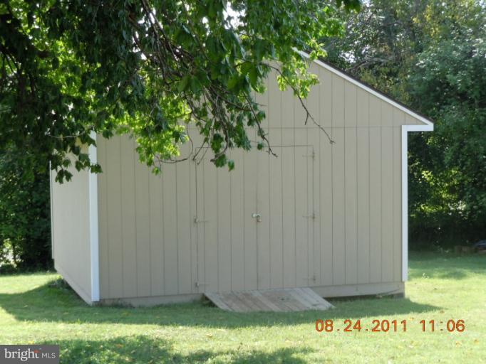 9065 Rixeyville Road Rixeyville, VA 22737 - Photo 4 of 12 a view of a backyard