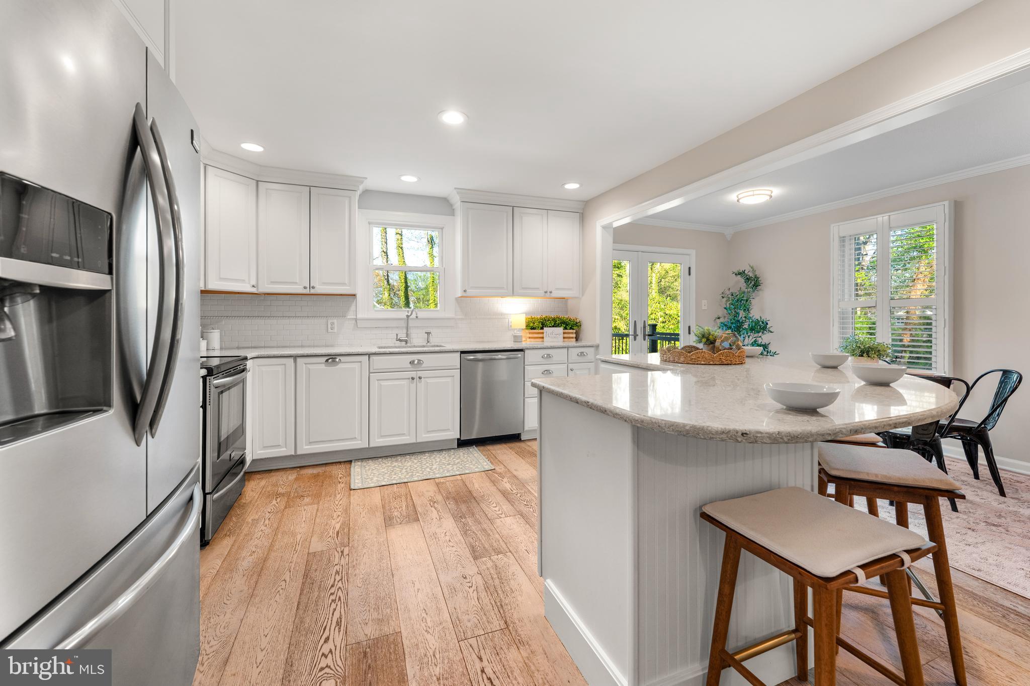 3901 Calawasse Road Edgewater, MD 21037 - Photo 13 of 43 Bright Updated Kitchen