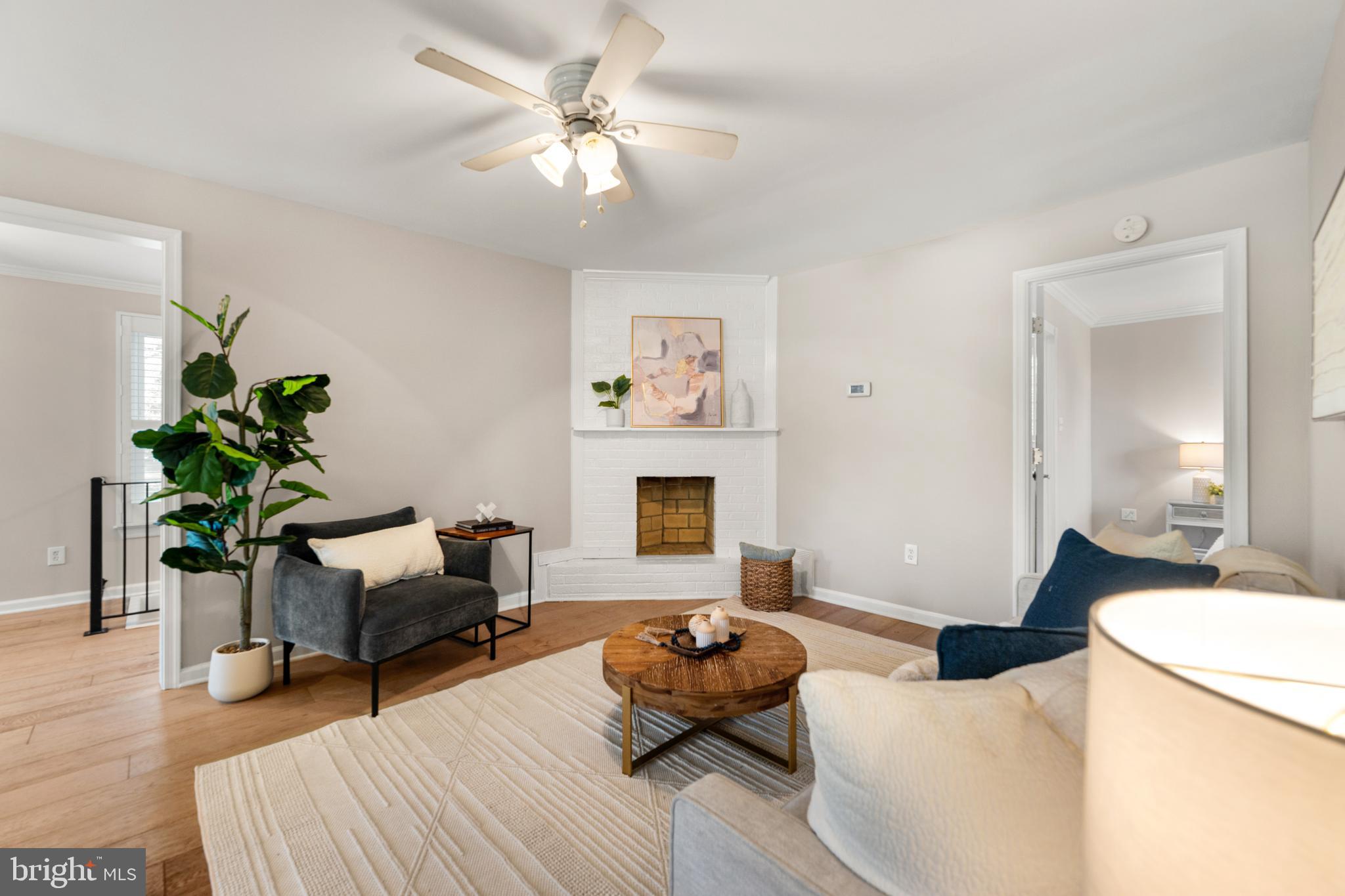 3901 Calawasse Road Edgewater, MD 21037 - Photo 5 of 43 Light-Filled Living Room