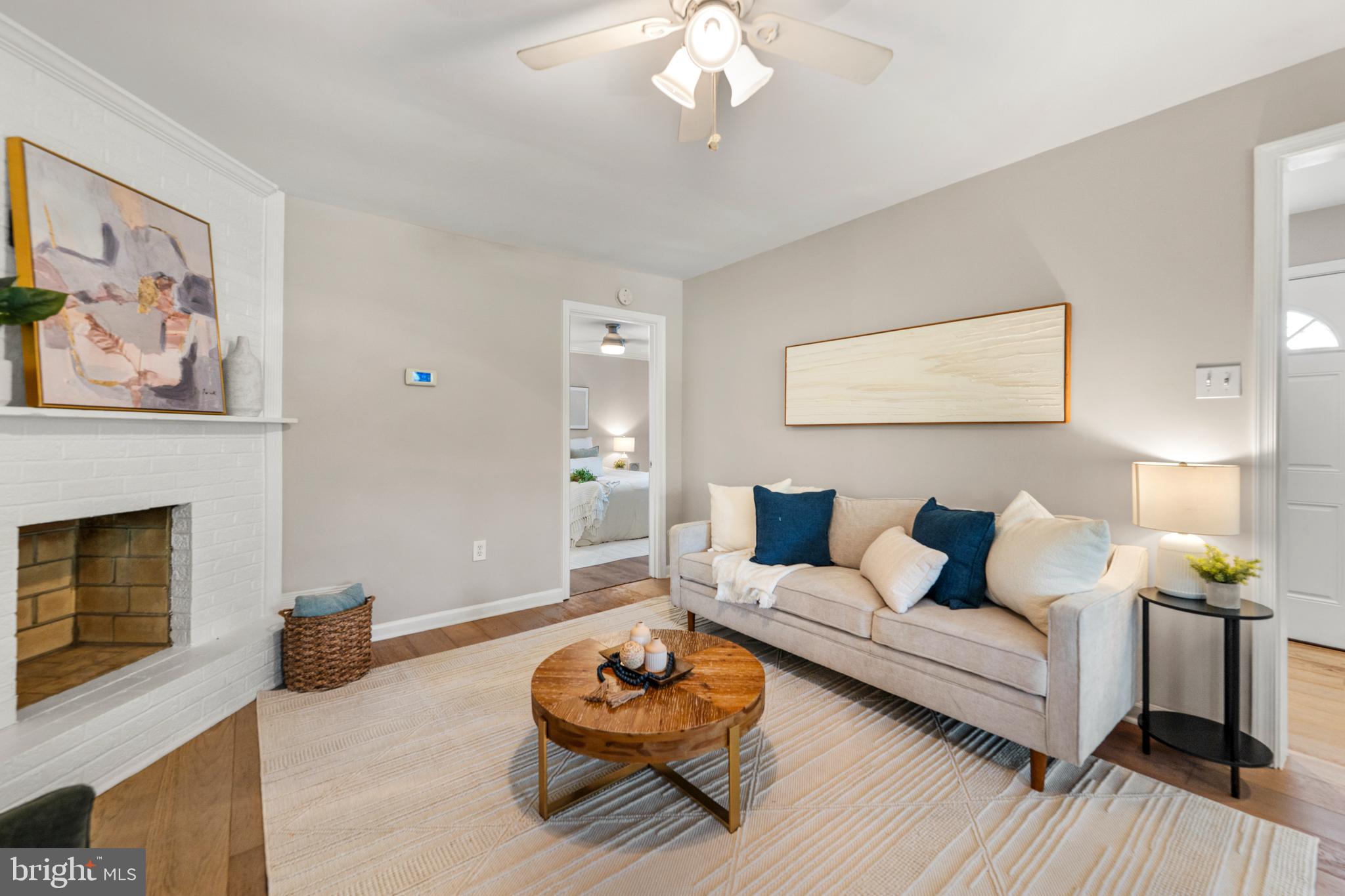 3901 Calawasse Road Edgewater, MD 21037 - Photo 7 of 43 Light-Filled Living Room