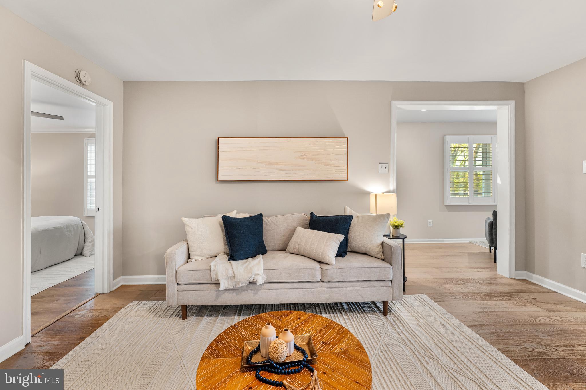 3901 Calawasse Road Edgewater, MD 21037 - Photo 8 of 43 Light-Filled Living Room
