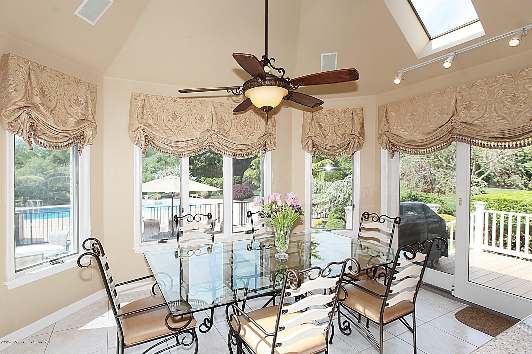 48 Rivers Edge Drive Colts Neck, NJ 07722 - Photo 14 of 52 017_Breakfast Area