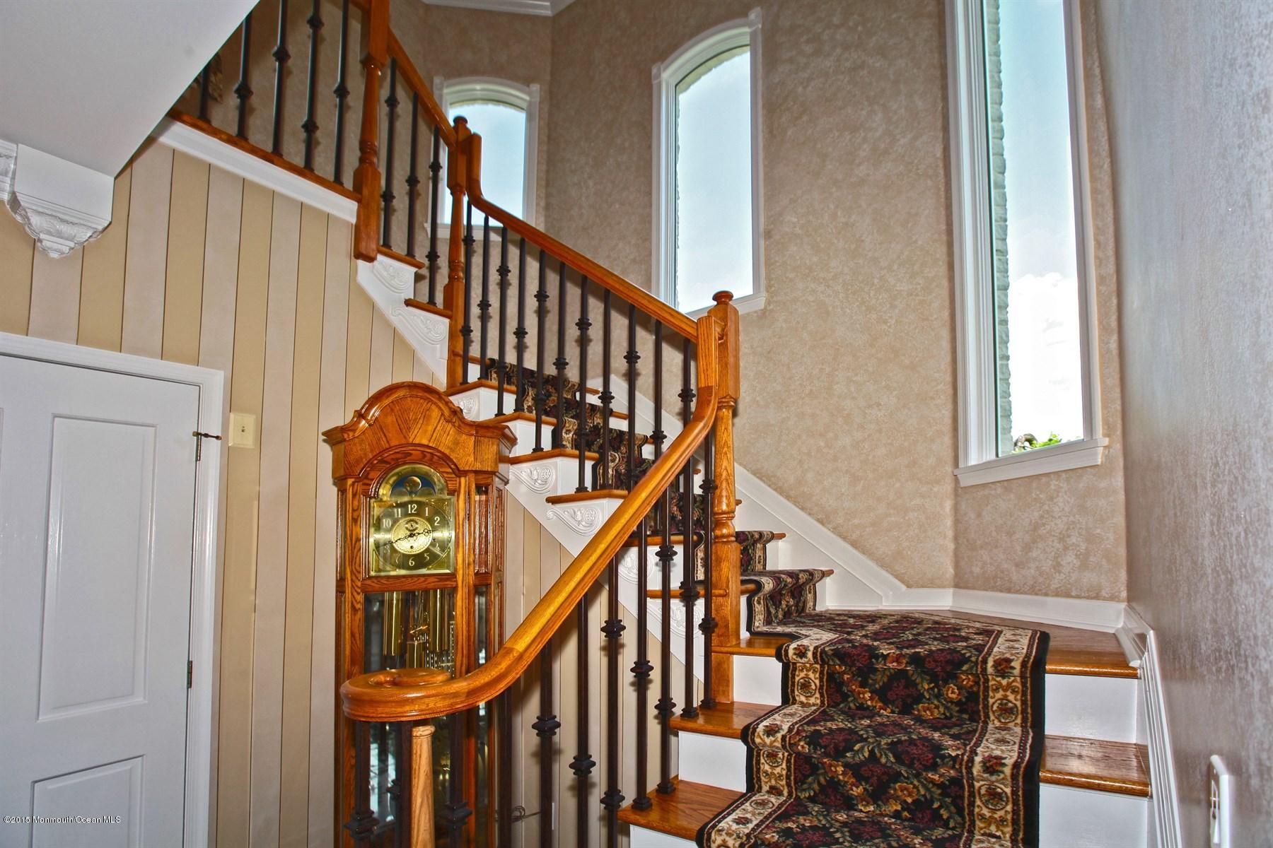 48 Rivers Edge Drive Colts Neck, NJ 07722 - Photo 4 of 52 006_Hand crafted