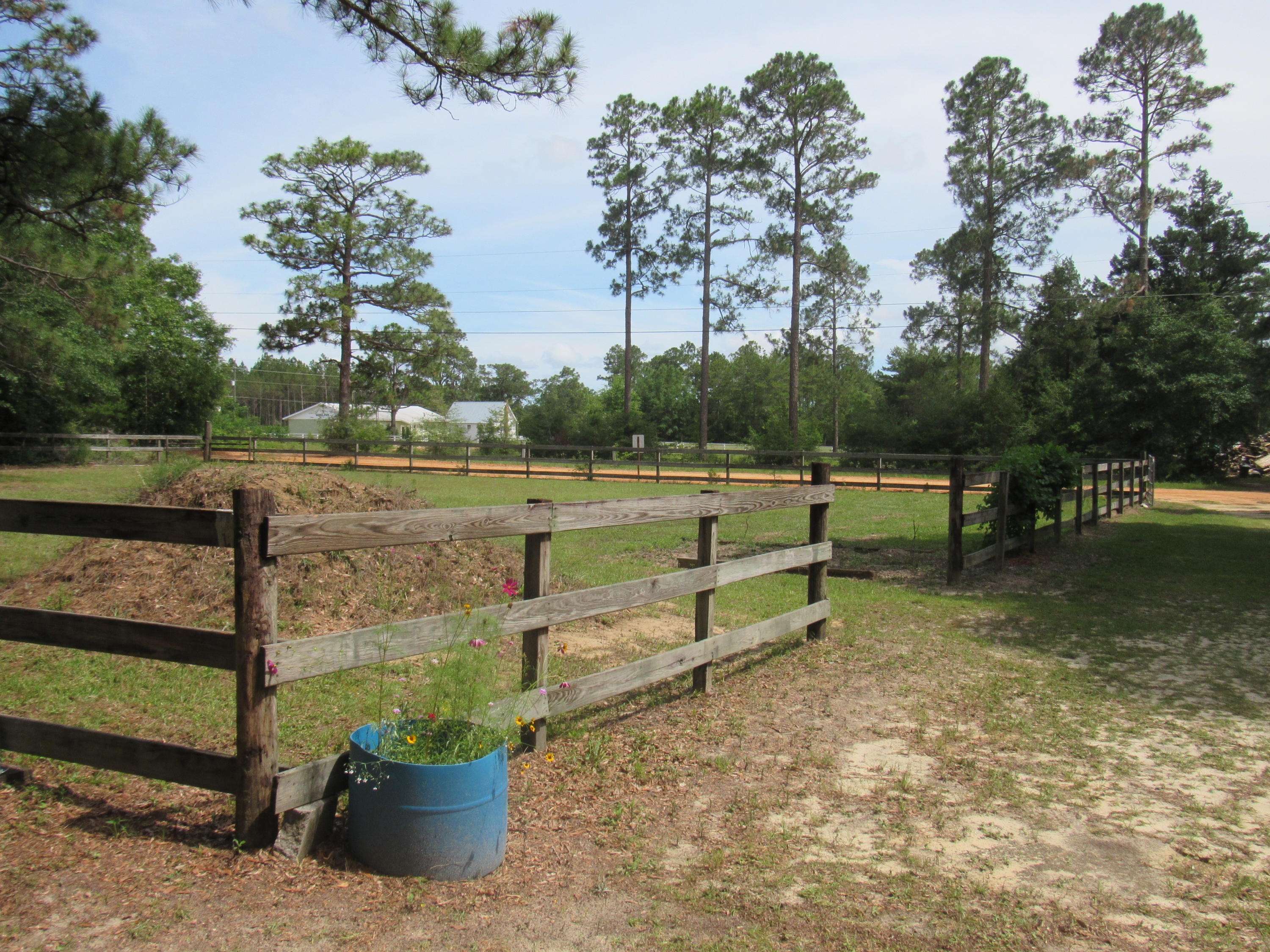 124 Hemlock Road DeFuniak Springs, FL 32435 - Photo 21 of 25 Gallery Image 21