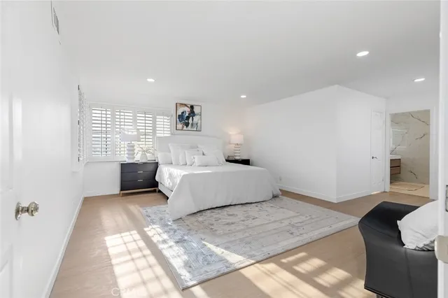 $1,899,000 | 16401 Serenade Lane, Huntington Beach, CA 92647