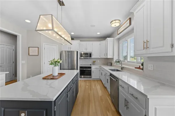 $749,950 | 14501 Grandview Street, Overland Park, KS 66221