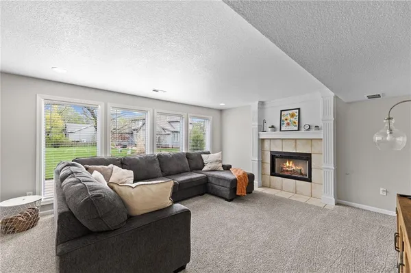 $749,950 | 14501 Grandview Street, Overland Park, KS 66221