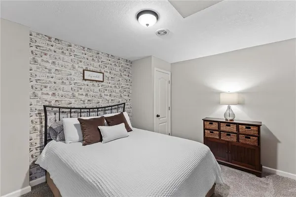 $749,950 | 14501 Grandview Street, Overland Park, KS 66221