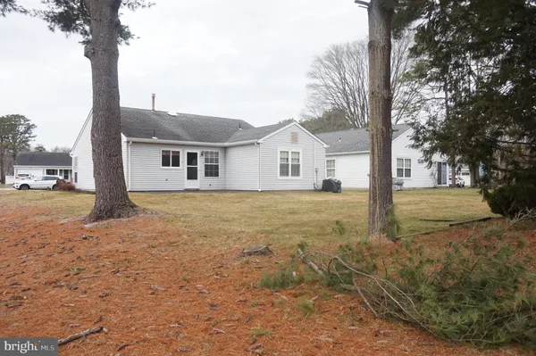 $309,000 | 56 Stratford Road, Southampton, NJ 08088