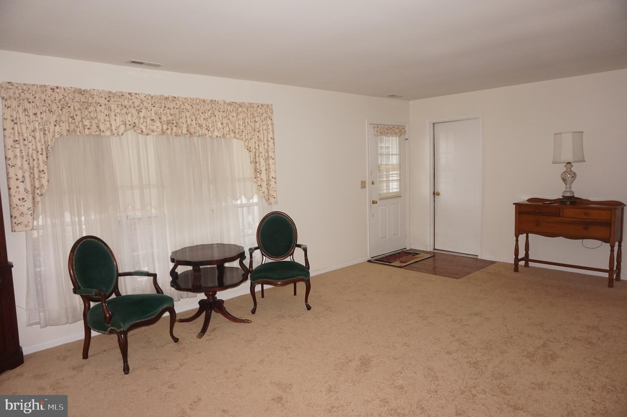 56 Stratford Road Southampton, NJ 08088 - Photo 5 of 18 Living Room