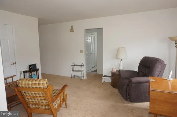 $309,000 | 56 Stratford Road, Southampton, NJ 08088