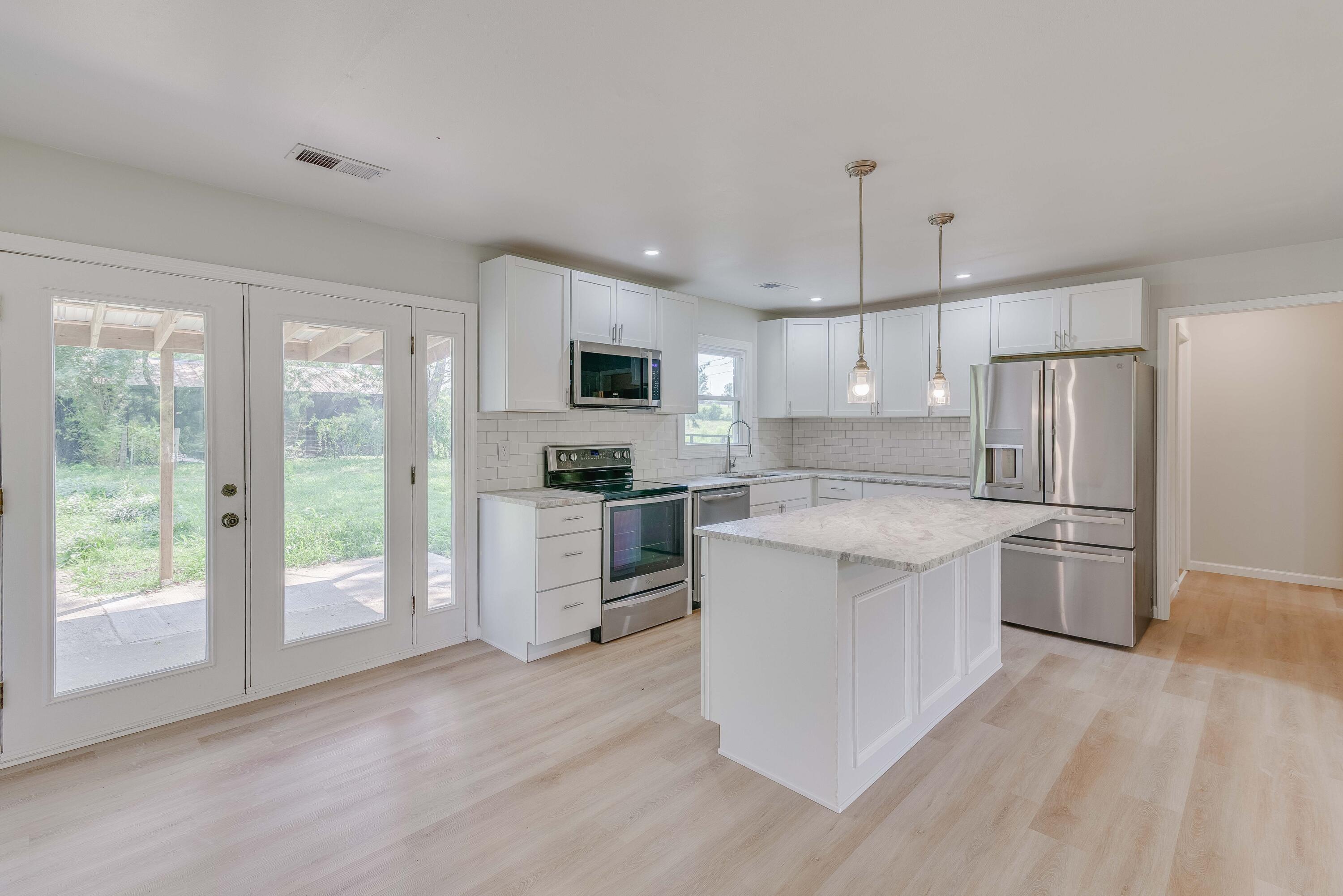 2450 Vince Road Nicholasville, KY 40356 - Photo 15 of 62 THP_1873-2450-vince-rd