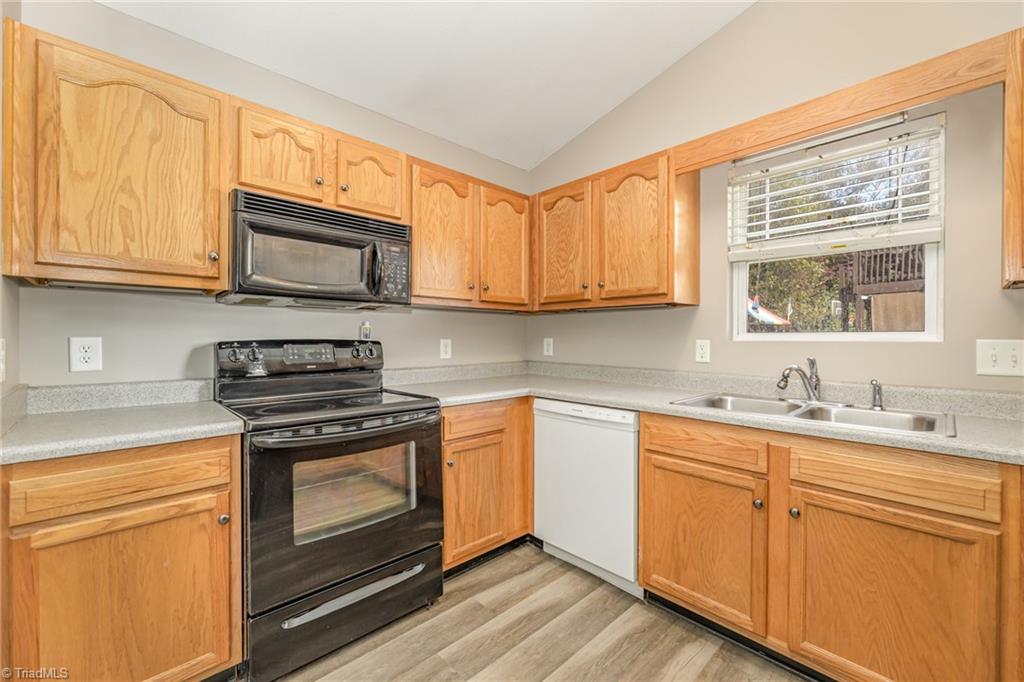 4001 Gloria Ridge Winston-Salem, NC 27107 - Photo 10 of 24