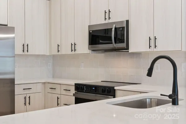 $479,900 | 105 Collin Place, Unit 2, Asheville, NC 28804
