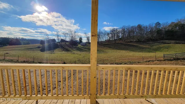 $399,000 | 1461 Grandeur Avenue, Parrottsville, TN 37843