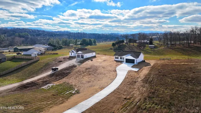 $399,000 | 1461 Grandeur Avenue, Parrottsville, TN 37843