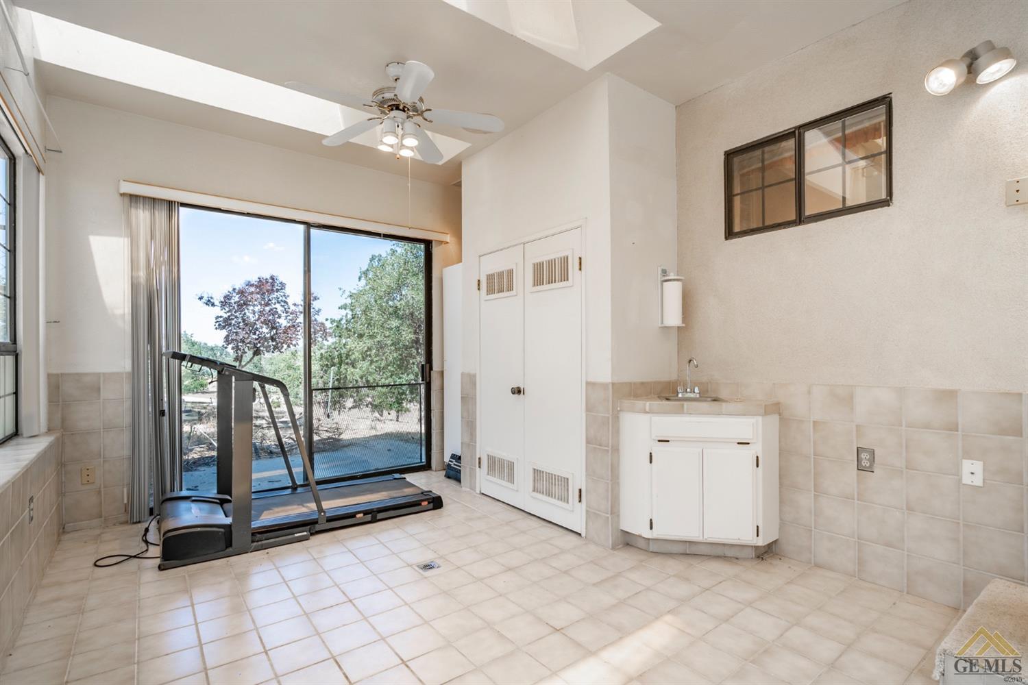 Undisclosed Address Tehachapi, CA 93561 - Photo 29 of 44 a view of a room with window