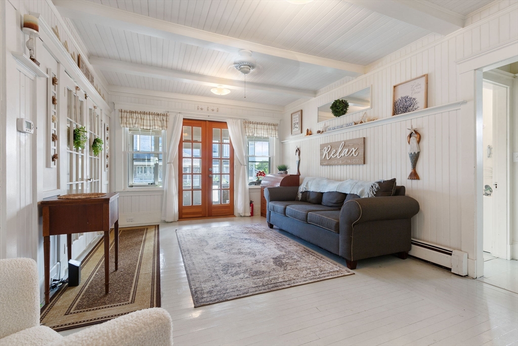 13 5th Street Wareham, MA 02558 - Photo 9 of 42