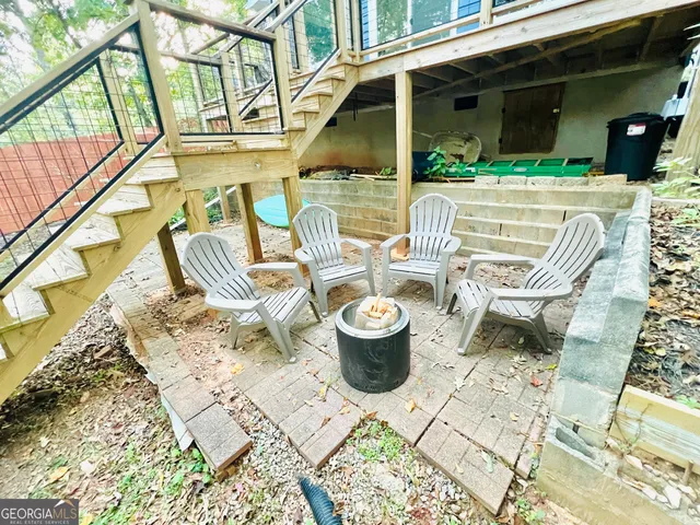 a view of outdoor space yard and patio