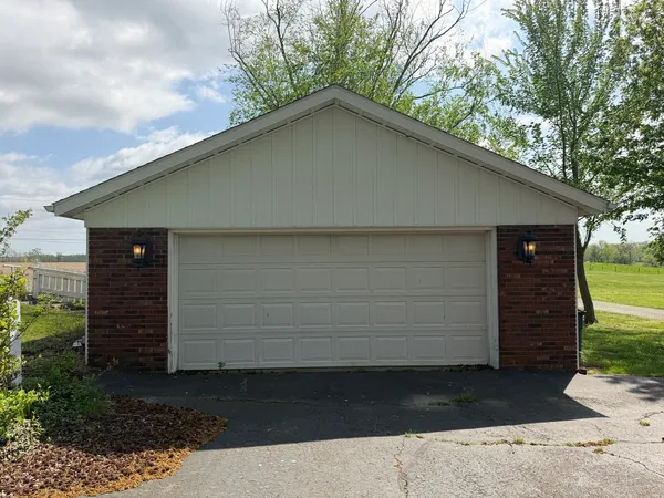 $182,100 | 3486 Highway 13, Pinckneyville, IL 62274