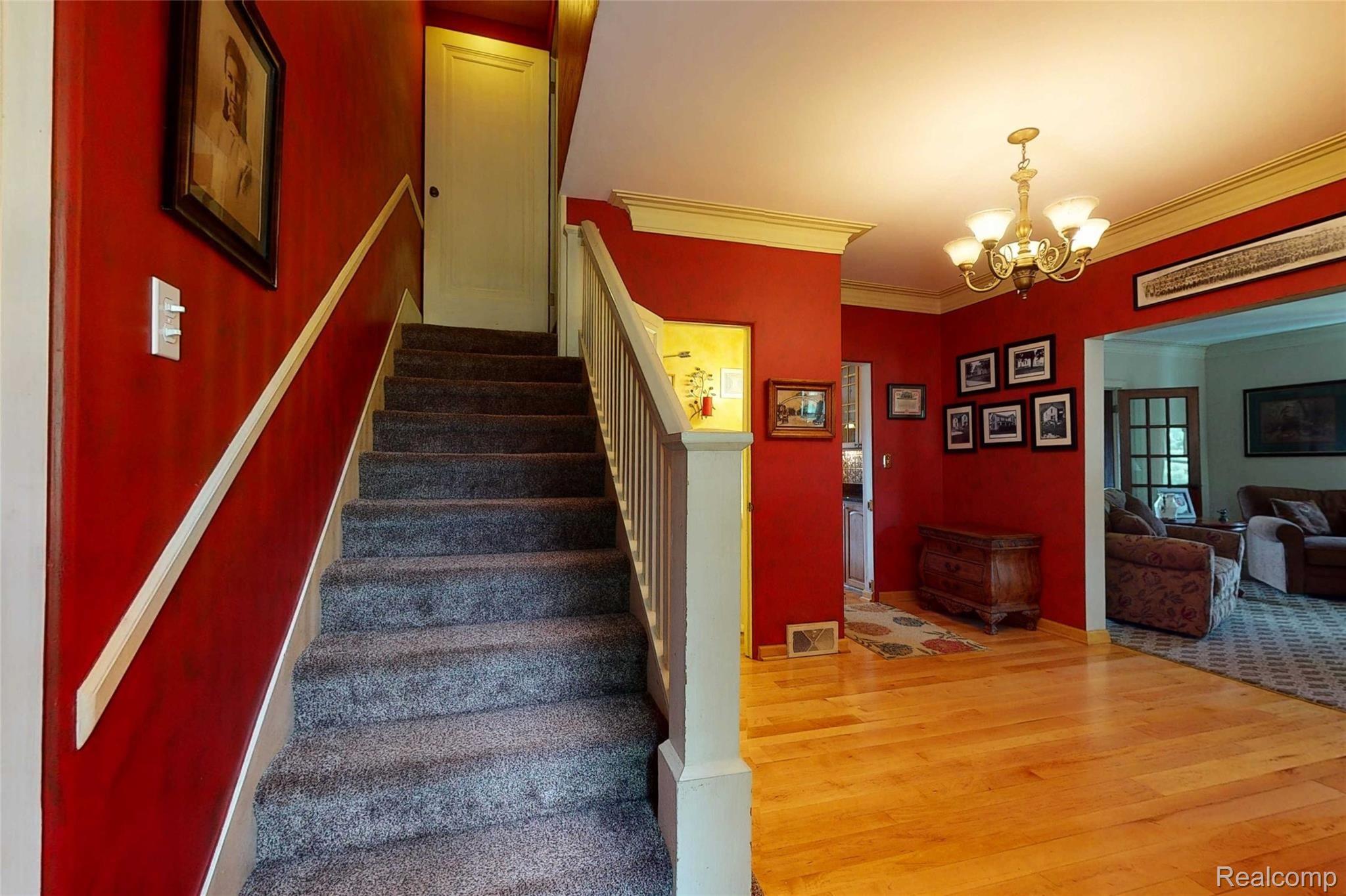 5173 Reid Road Swartz Creek, MI 48473 - Photo 16 of 88 5173-Reid-Rd-1 Front Entryway.jpg