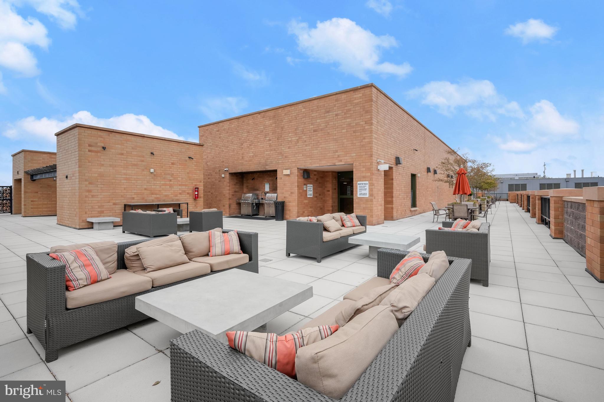 910 M Street Northwest, Unit 304 Washington, DC 20001 - Photo 18 of 24 Rooftop Lounge Area
