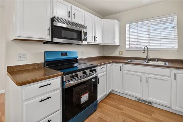$395,900 | 326 Pasque Street, Sun Prairie, WI 53590