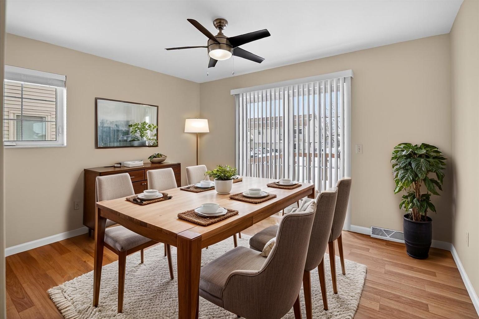 326 Pasque Street Sun Prairie, WI 53590 - Photo 3 of 59