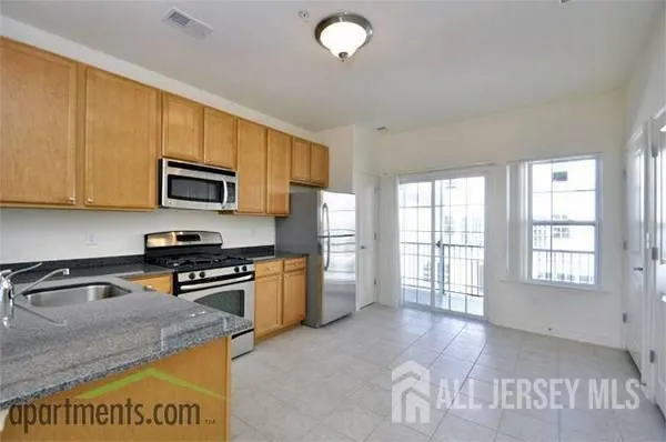 $2,785 | 406 Giordano Avenue, Sayreville, NJ 08859