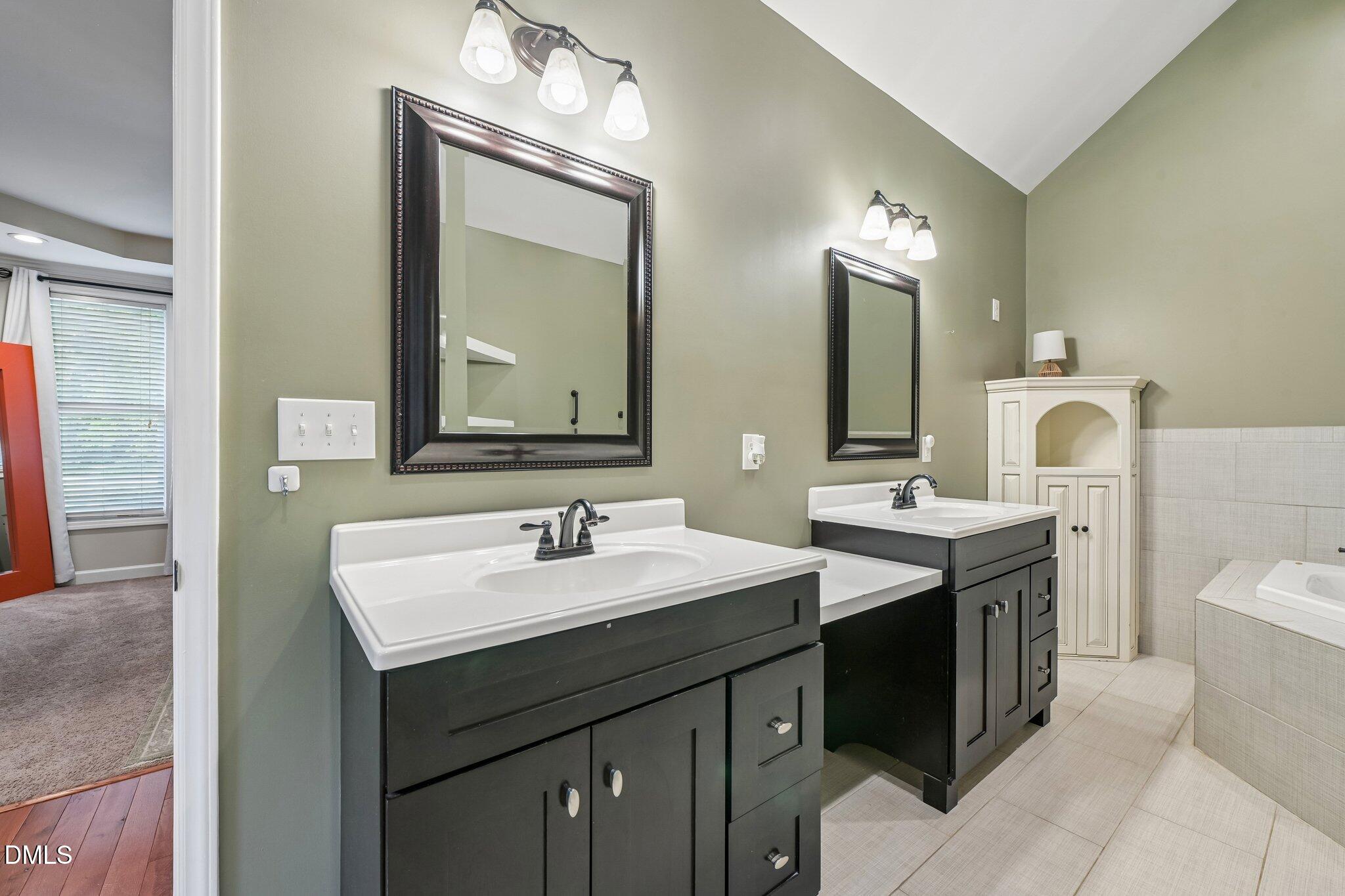 616 Maple Lane Raleigh, NC 27603 - Photo 19 of 41 33-web-or-mls-Maple Ln-S0606-033