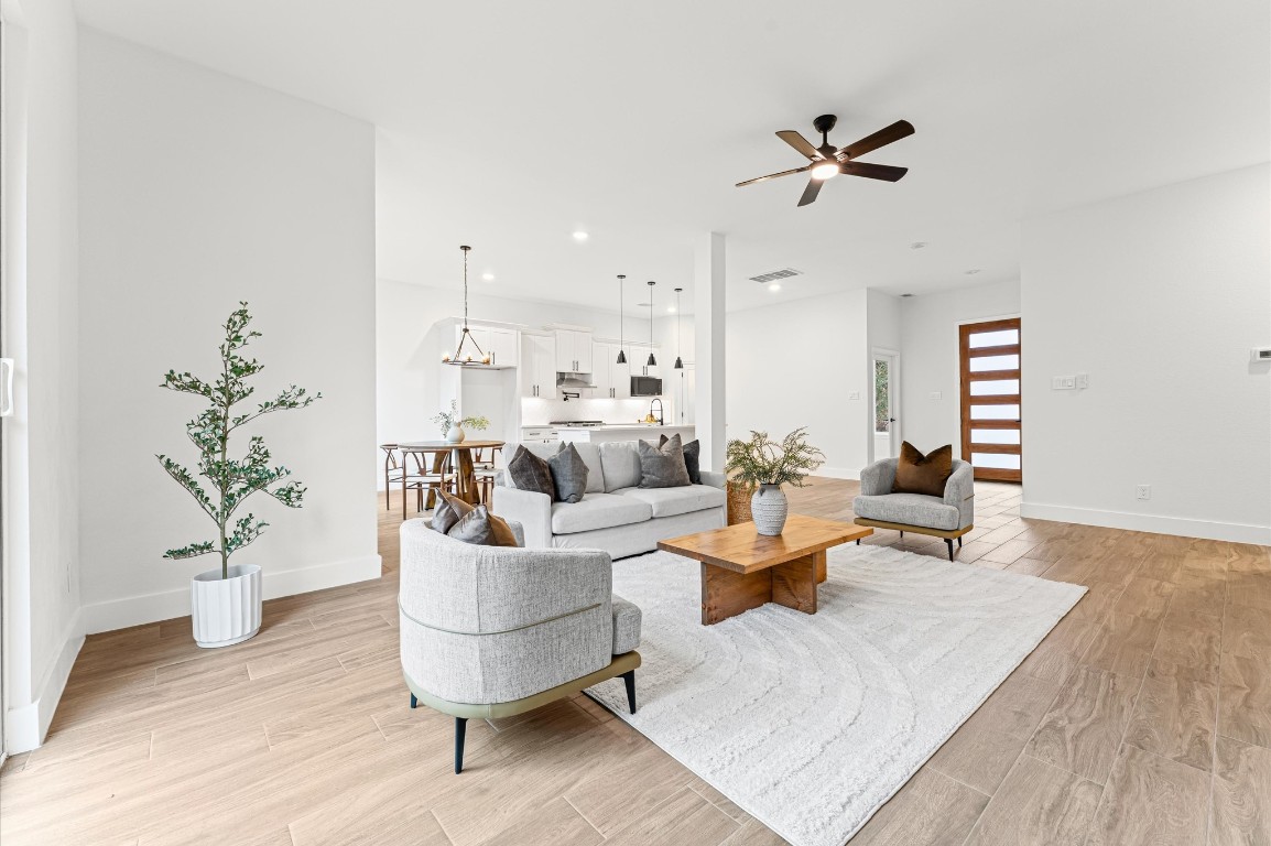 19119 Emory Trail Spring, TX 77388 - Photo 7 of 42