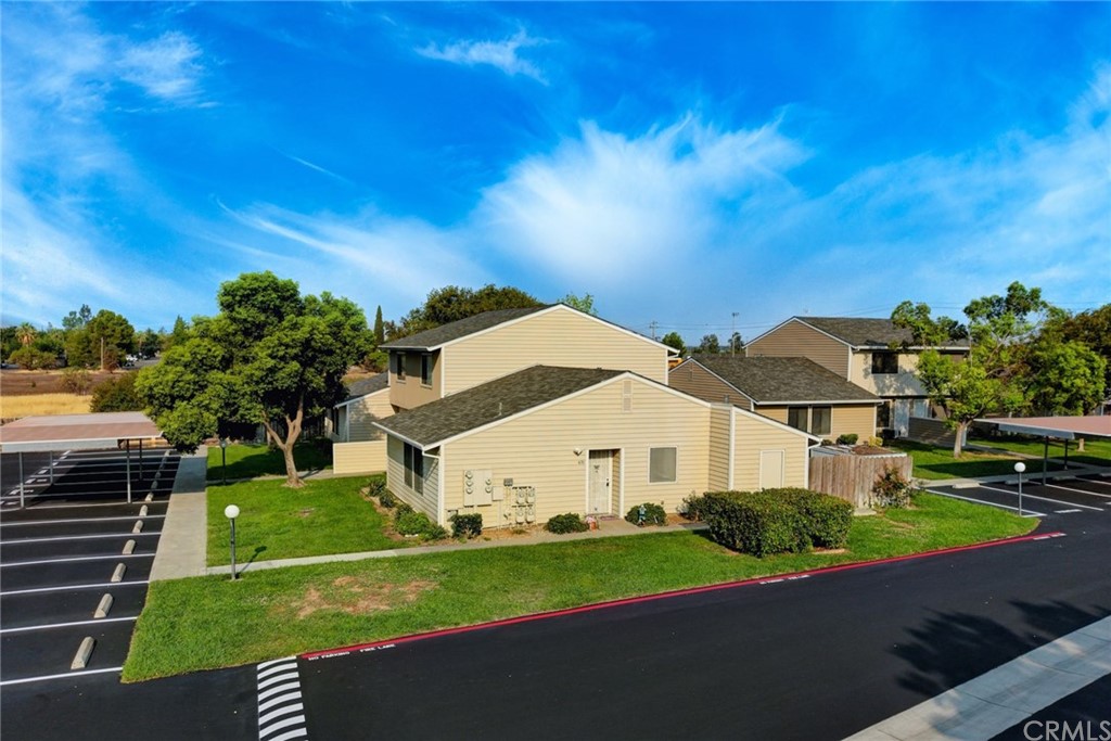 631 North Street Corning, CA 96021 - Photo 5 of 45 a view of multiple houses with a big yard