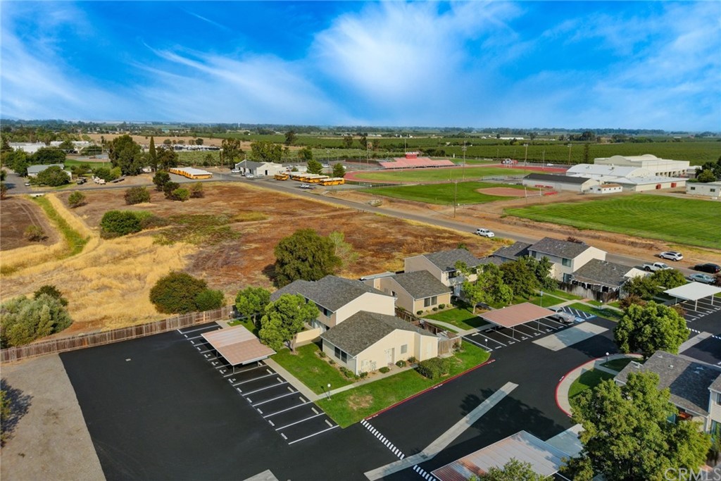 631 North Street Corning, CA 96021 - Photo 9 of 45