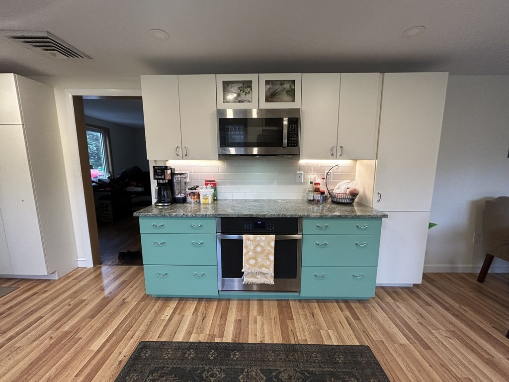 5 Old Shade Street Lexington, MA 02421 - Photo 4 of 9