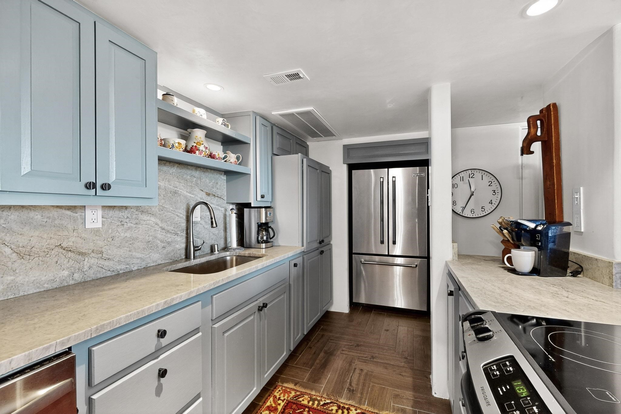 320 Artist Road, Unit 14 Santa Fe, NM 87501 - Photo 13 of 37 Kitchen