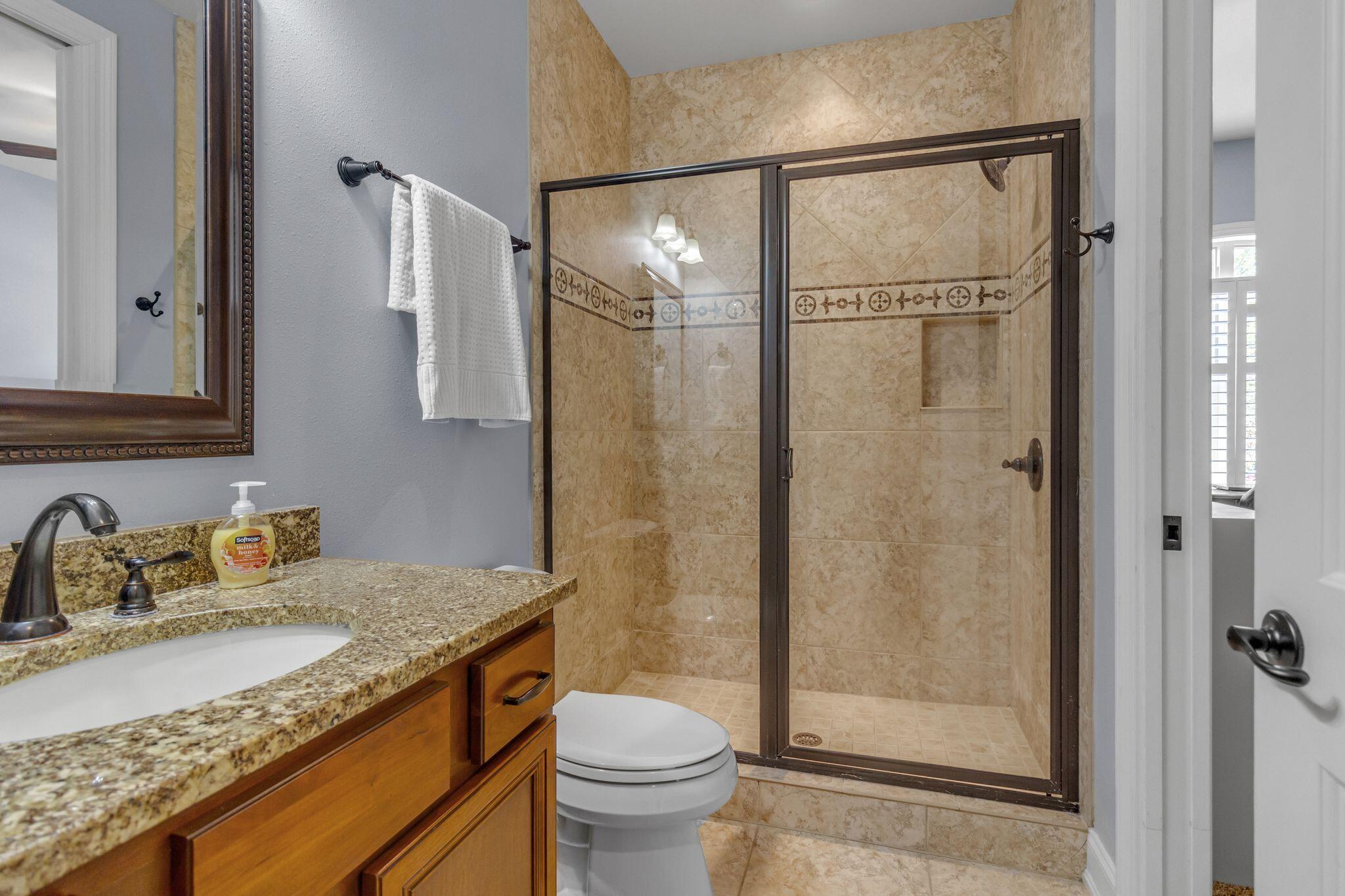 9007 Rushing River Way Niceville, FL 32578 - Photo 36 of 59 aj2504091-1038