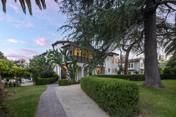 $3,695,000 | 205 South Lomita Avenue, Ojai, CA 93023