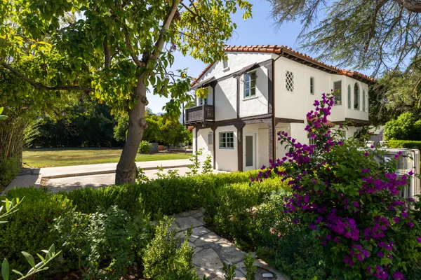 $3,495,000 | 205 South Lomita Avenue, Ojai, CA 93023